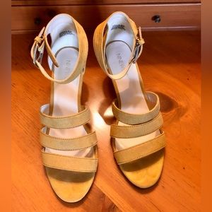 Nine West Mustard Suede Wedge Sandals 8 1/2